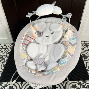 Fisher-Price Gray Baby Bouncer with Toys